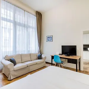 Klarahome Budapest